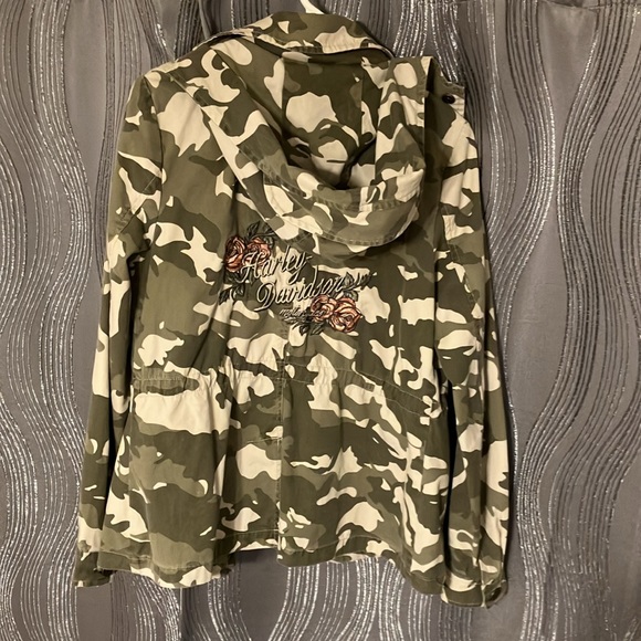 Harley Davidson Camo Jacket - Picture 4 of 6